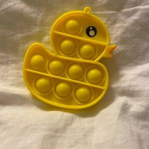 A ducky pop it